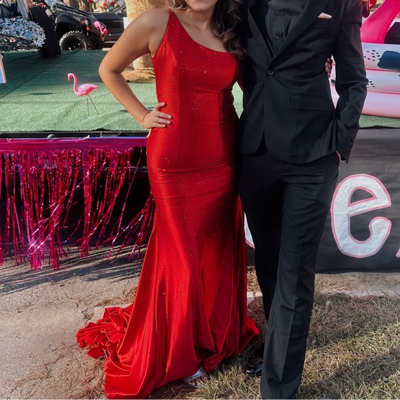 Jovani 22523 Lace-Up Back One
Shoulder Dress - Picture 3 of 5